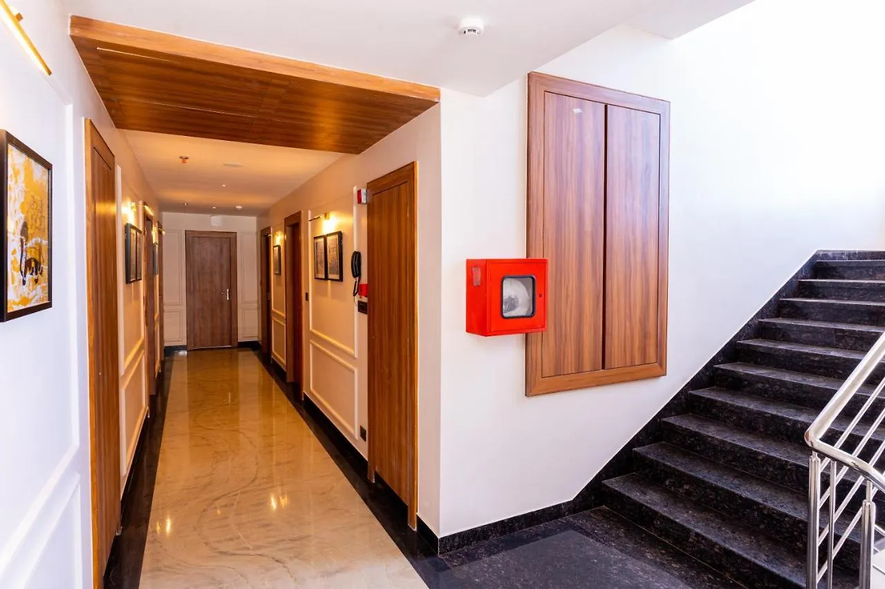Raghunandan Palace - A Premier Boutique Stay, City Center & 500 Meters From City Railway Station Udaipur