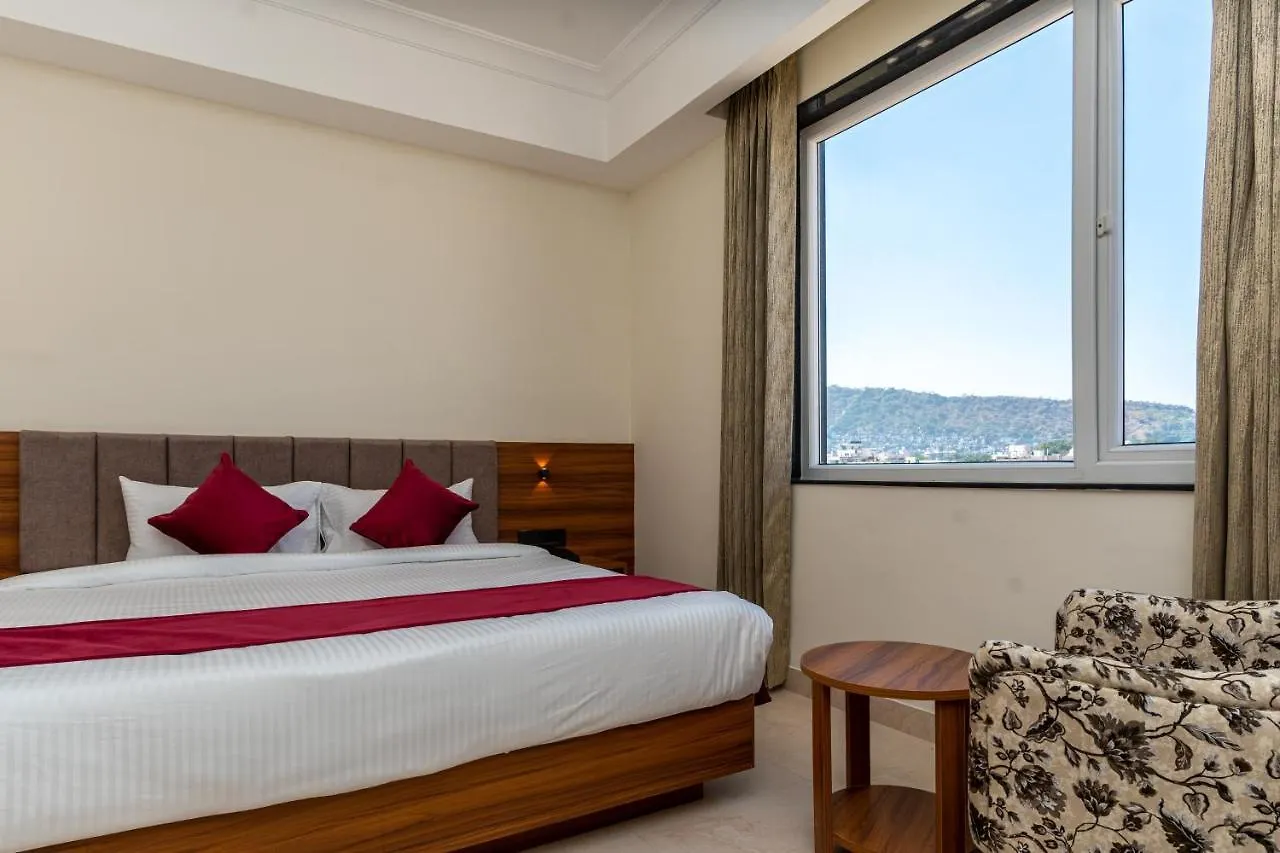 Hotel Raghunandan Palace - A Premier Boutique Stay, City Center & 500 Meters From City Railway Station Udaipur