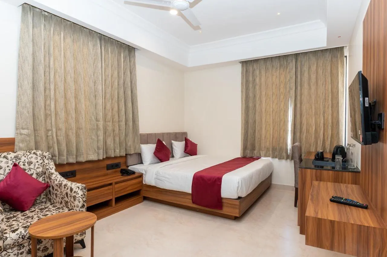 *** Hotel Raghunandan Palace - A Premier Boutique Stay, City Center & 500 Meters From City Railway Station Udaipur India