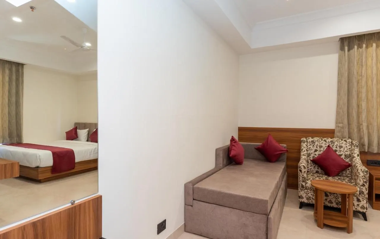 Raghunandan Palace - A Premier Boutique Stay, City Center & 500 Meters From City Railway Station Udaipur Hotel