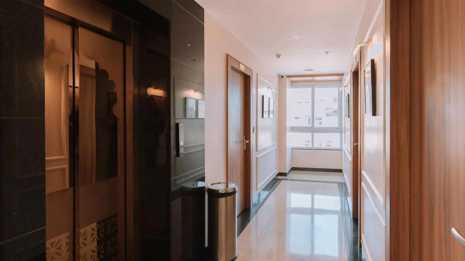 Hotel Raghunandan Palace - A Premier Boutique Stay, City Center & 500 Meters From City Railway Station Udaipur