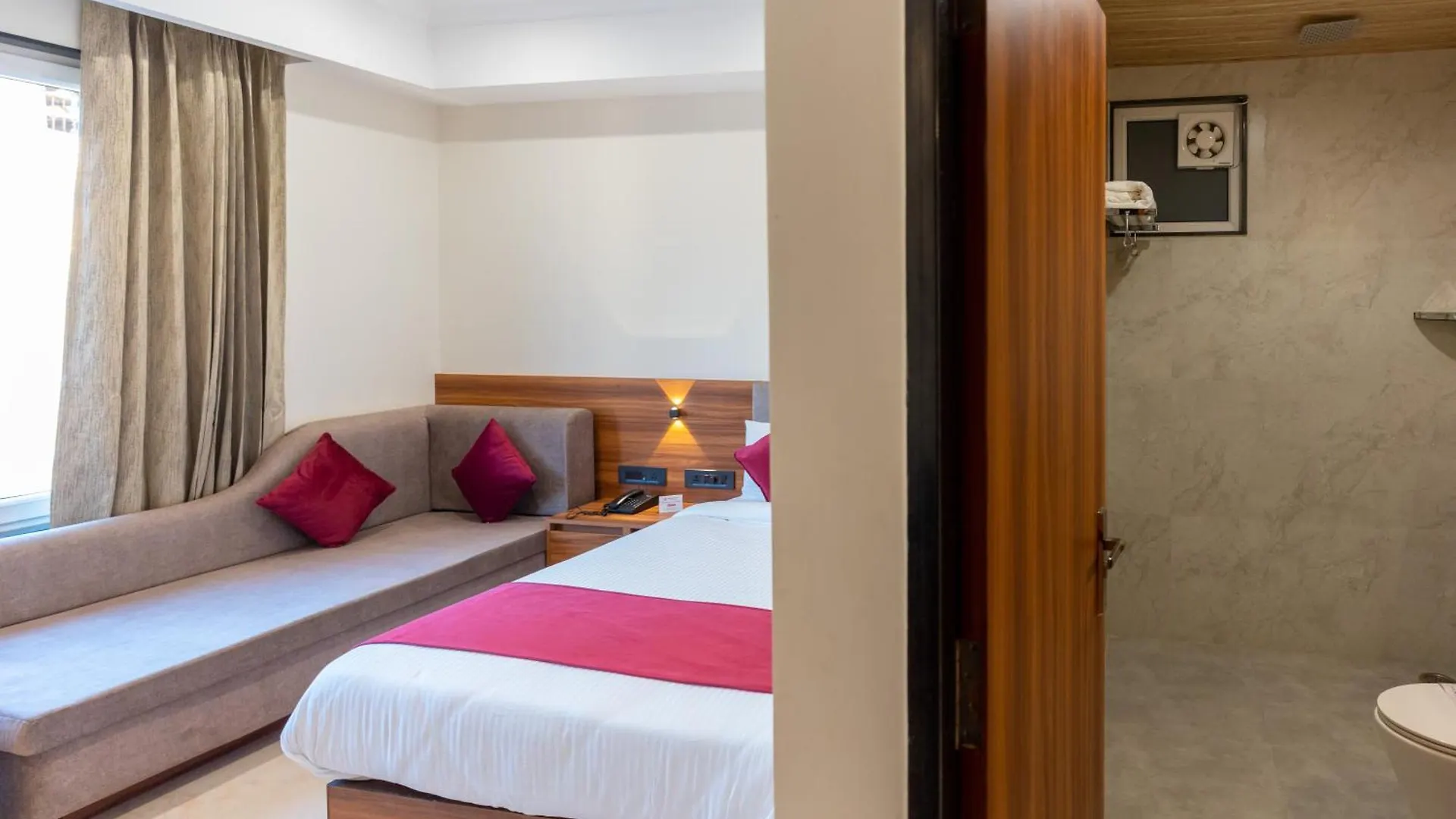 Raghunandan Palace - A Premier Boutique Stay, City Center & 500 Meters From City Railway Station Udaipur 3*,  India