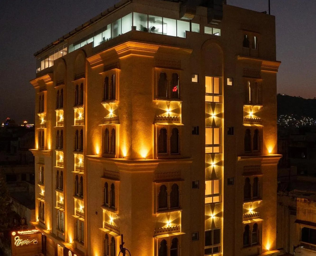 Raghunandan Palace - A Premier Boutique Stay, City Center & 500 Meters From City Railway Station Udaipur